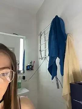 Freechat -SweetDi- on StripChat