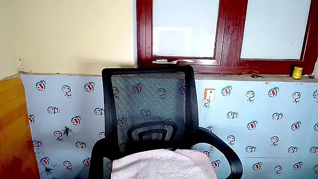 __Saphia__ — show breasts outdoors