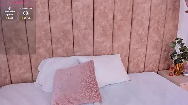 Freechat _alishaa_c on StripChat