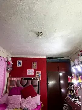 _Dulcinea777 on StripChat