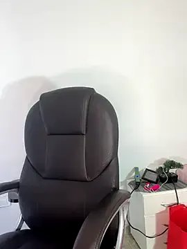 Freechat _Isabella_1 on StripChat