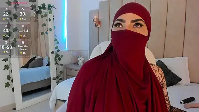 _naylaa_ — naked + 3 spanks on the buttocks