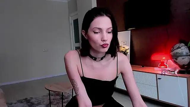 AdeleShinemm on StripChat