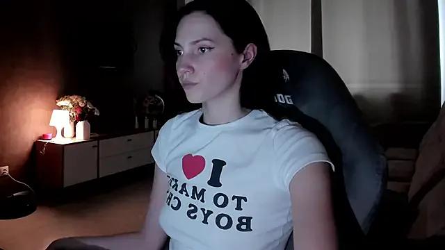 AdeleShinemm on StripChat