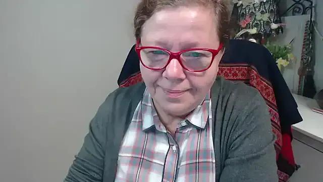 Adelewildx — Freechat on StripChat