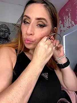 Freechat Adeline_1 on StripChat