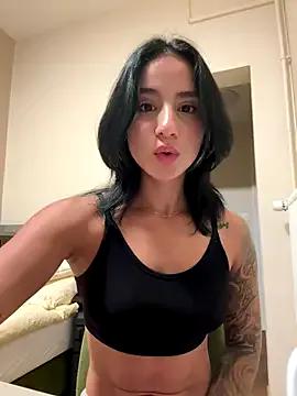 Freechat Ale_Lewis on StripChat