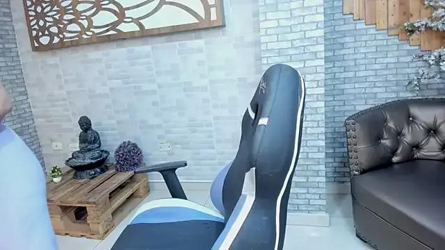 Freechat Alisonn_Doll on StripChat