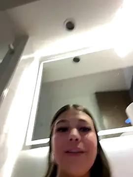 Alyshanon18 — SQUIRT