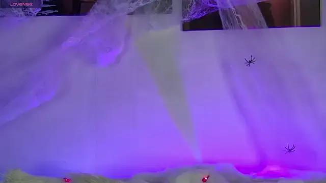 Freechat AlysonHuxley_ on StripChat