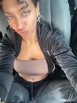 Freechat AlyssaHottv_ on StripChat