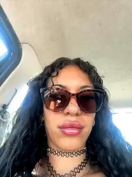 Freechat AlyssaHottv_ on StripChat