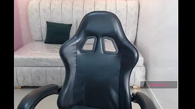 ambar_fox_s on StripChat 