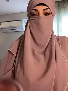 Amberonee31 on StripChat