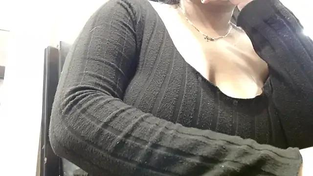 Freechat Anabelle_00_ on StripChat