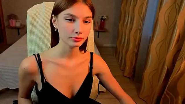StripChat AnaHoney is Freechat AnaHoney — lick finger close to cam