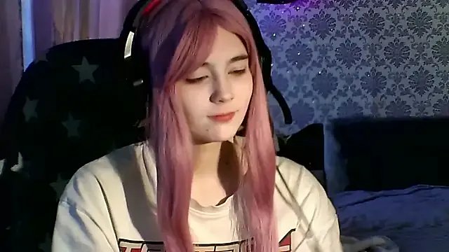 StripChat Angels_corner is Freechat Angels_corner — Flash my butt