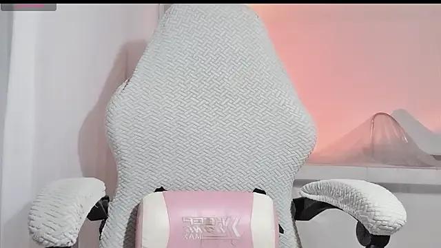 Freechat AngleZii on StripChat