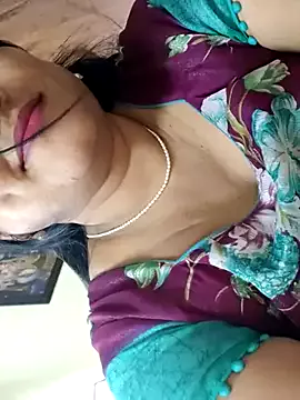 Offline Anusri_359359 on StripChat