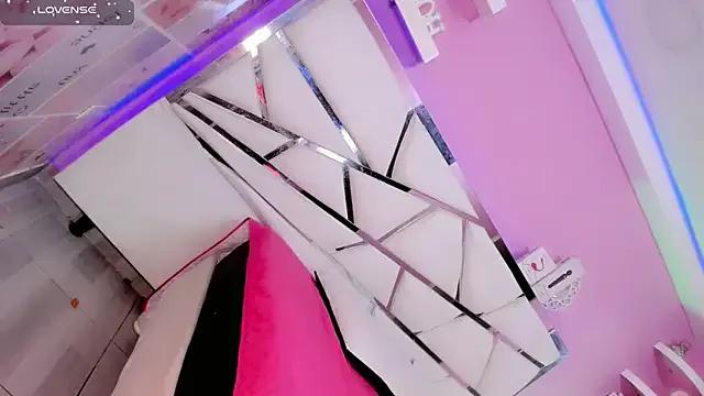 Ariia-janee on StripChat