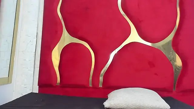 Freechat AshleyVanessaRx on StripChat