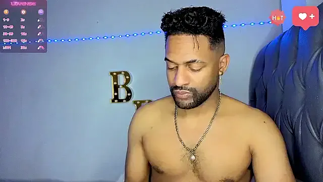 bbcblackhot34 on StripChat