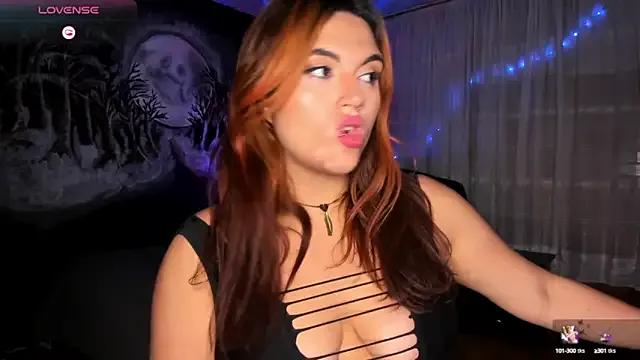 becca_diamond on StripChat