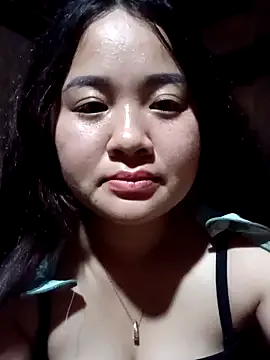 Private Bee-bgolden on StripChat