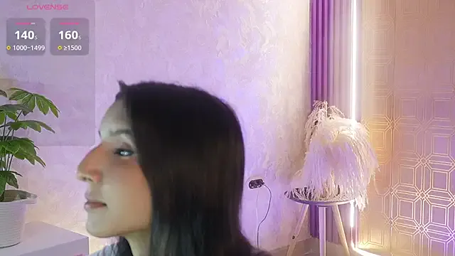 Bella19_ on StripChat