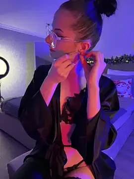 Freechat bigJuicyPussy on StripChat