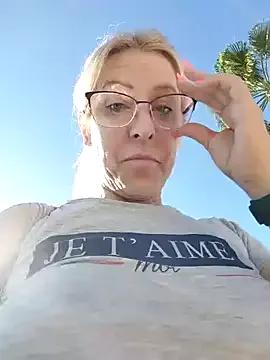 Freechat blondyruby on StripChat