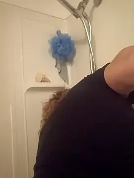 Offline Bored_Grandma on StripChat