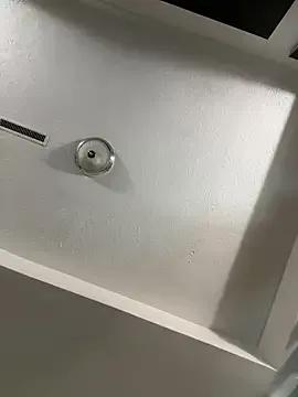 Freechat brofcker on StripChat