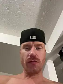 Freechat brofcker on StripChat