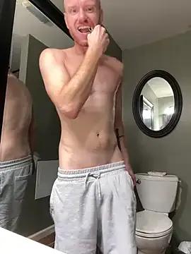 Freechat brofcker on StripChat