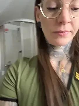 BrownieyQueen — Show Asshole + LT 