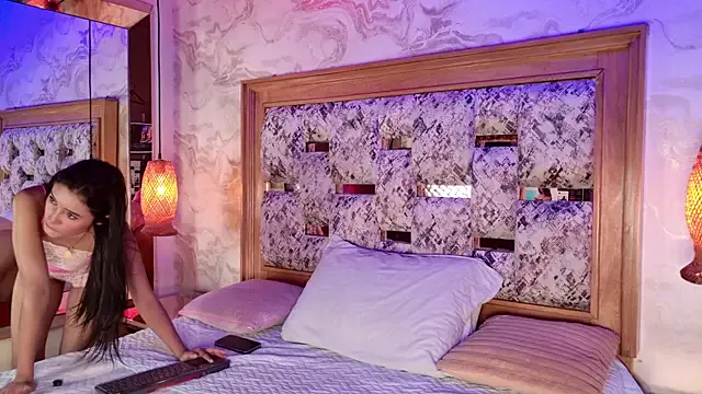 candy_sm model from StripChat