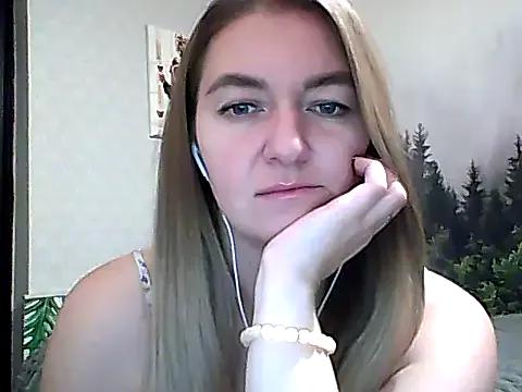 Freechat CandyOLimeX on StripChat