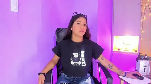 Freechat CandyyMaria on StripChat