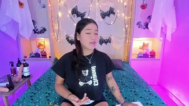 Freechat CandyyMaria on StripChat