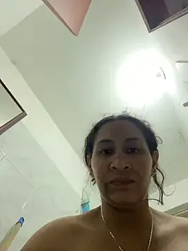 Carola-Ross on StripChat