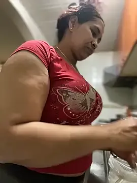 Carola-Ross on StripChat