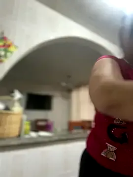 Carola-Ross on StripChat