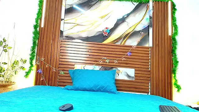 Celeste_hot_08 model from StripChat