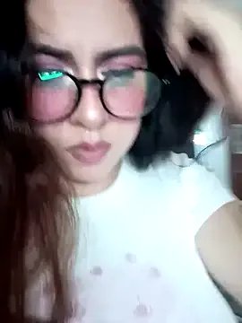 Celestte22 on StripChat 
