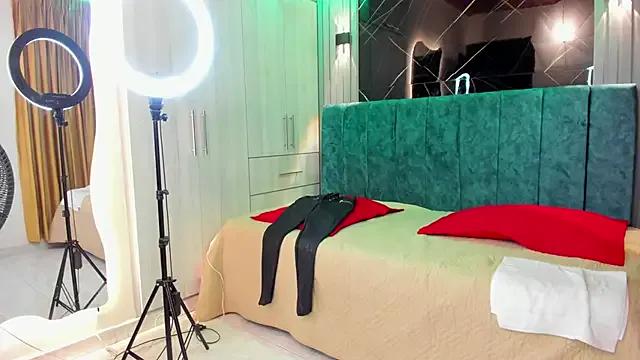 Freechat Cherry_Castillo on StripChat