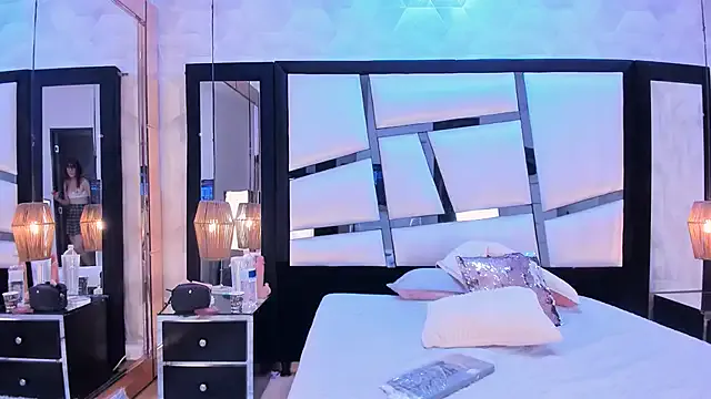 Offline CleoDemon on StripChat