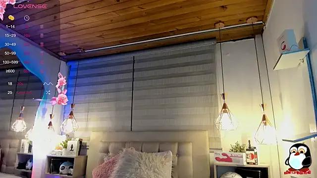 cristal__hot_1 on StripChat