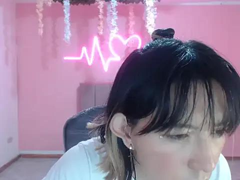 Private cristal_hills_19 on StripChat