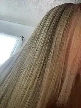 Freechat CristalGmez on StripChat